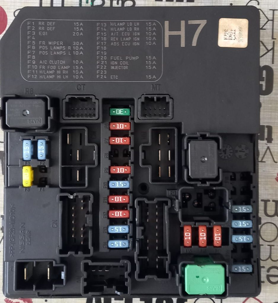 2015 nissan sentra cigarette lighter fuse 2015 Nissan Sentra fuse box diagram