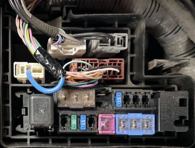 2016 Nissan X-Trail fuse box diagram