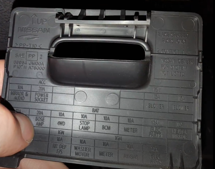 2008 nissan rogue cigarette lighter fuse BOX 08 2009 09 2010 10 2008 nissan rogue cigarette lighter